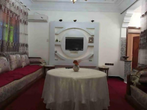 Spacious Apt - Near Airport - Perfect for Groops!